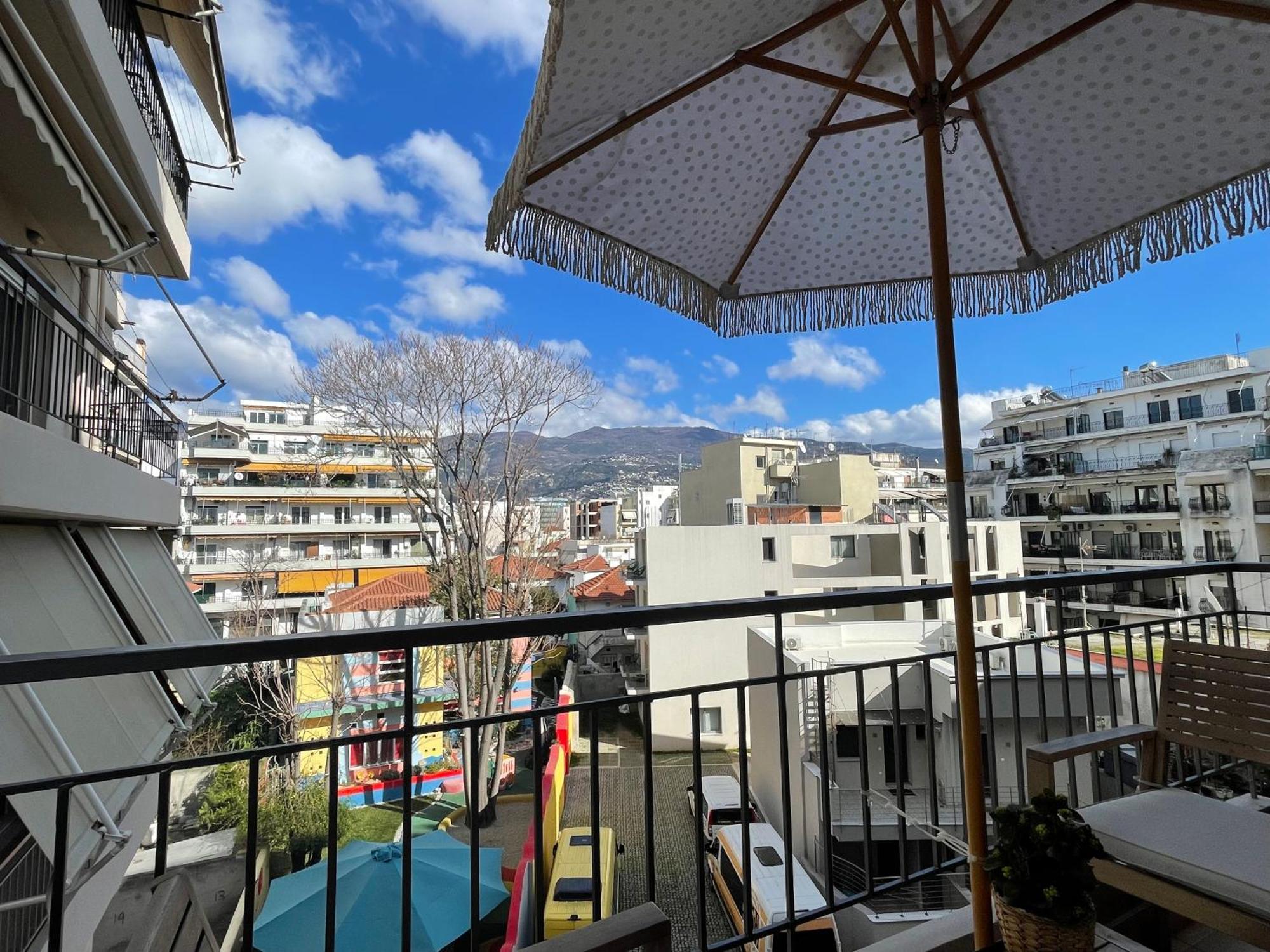 Chic & Comfort Homes In Central Volos # 3 Extérieur photo