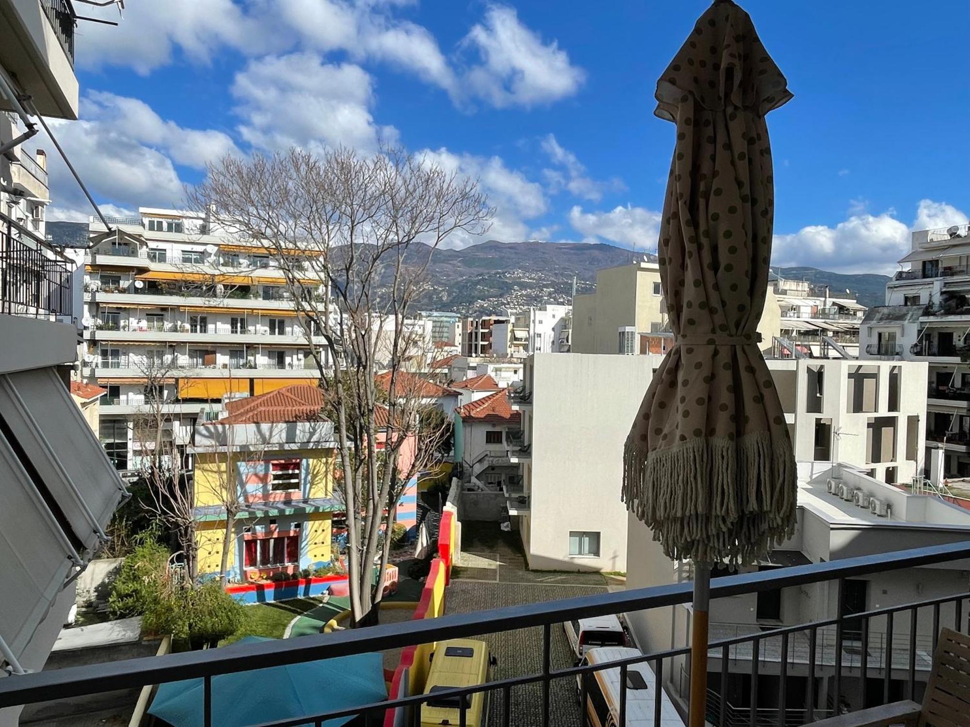 Chic & Comfort Homes In Central Volos # 3 Extérieur photo